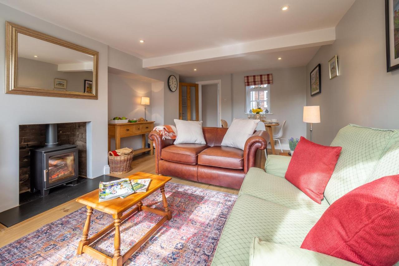 Adorable Cottage With A Log Burner In Heavenly Village - Constable Lodge Nayland Exterior photo